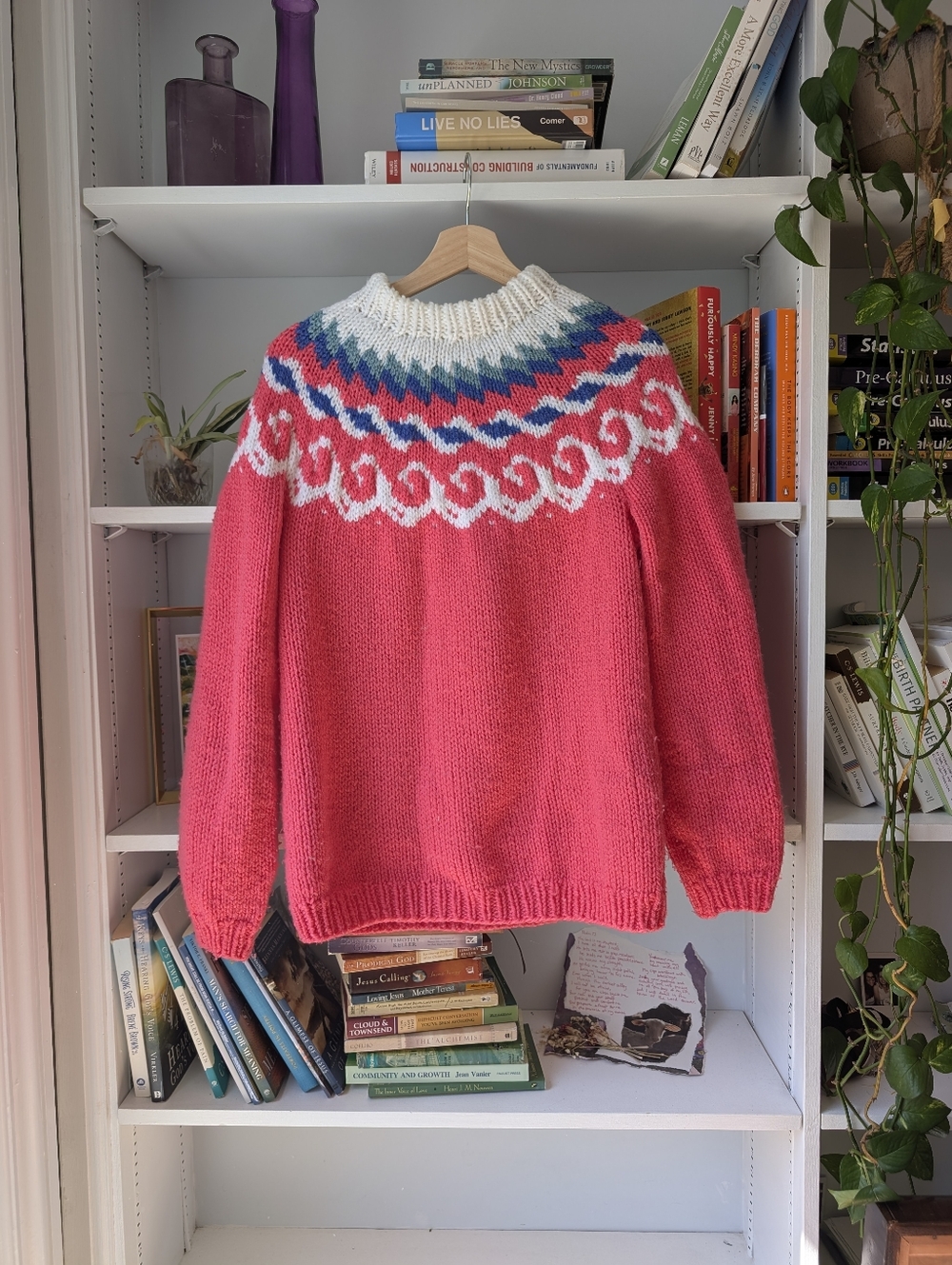 Vintage Handmade Knit Sweater Icelandic Pattern Pink Size Medium Cozy Fair Isle - Picture 6 of 7